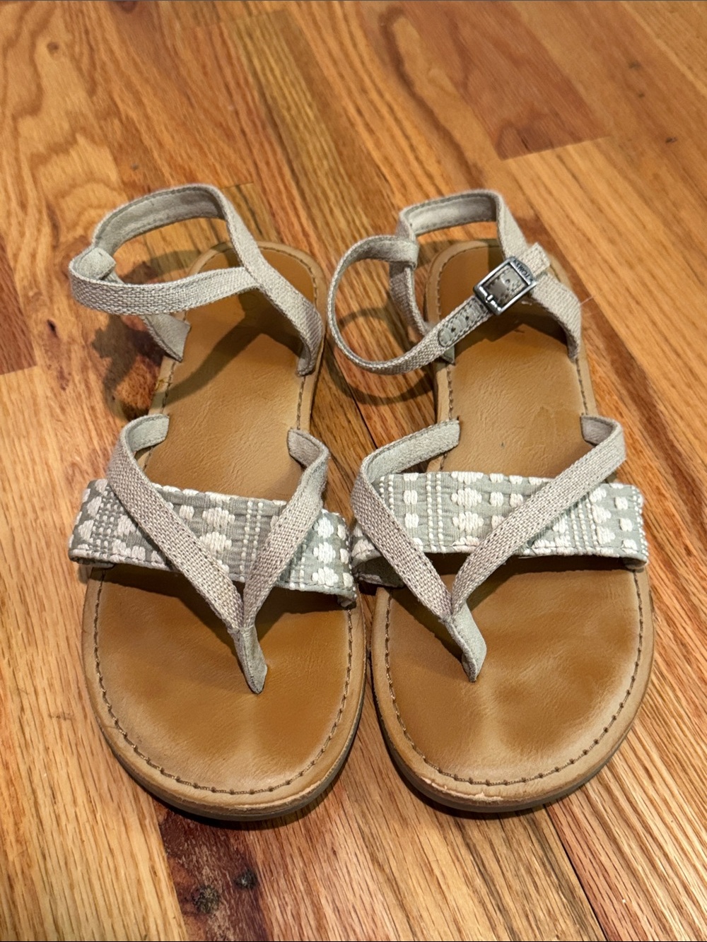TOMS size 6.5 Neutral Beige Textured Strap Sandals